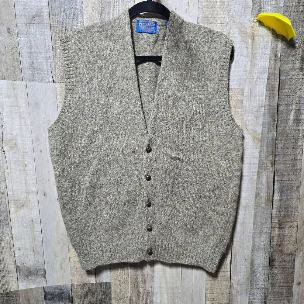 Pendleton Vintage Tan Shetland Virgin Wool Knit Vest Medium Natural Sustainable